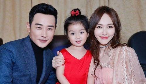 娱乐圈男女朋友,揭秘明星恋爱背后的故事